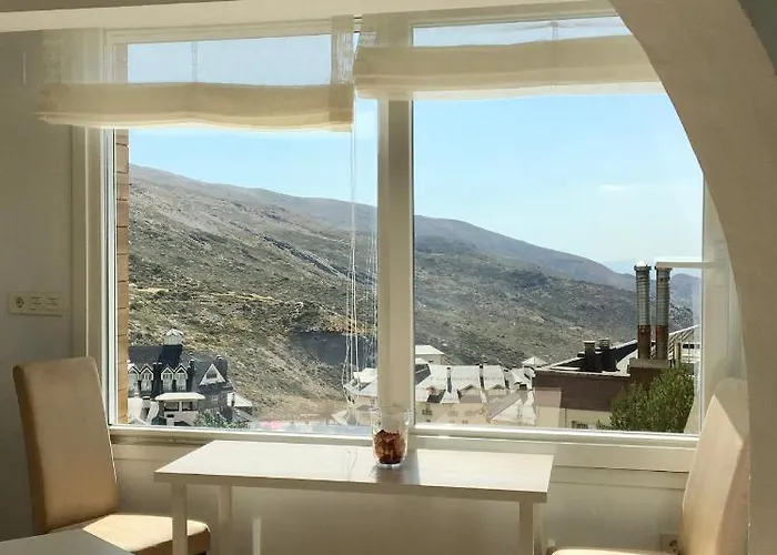 Sierra Nevada Apartment *